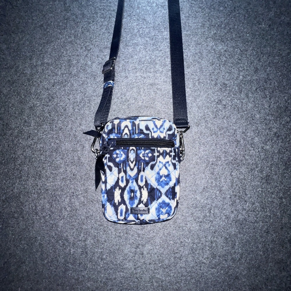 Vera Bradley Ikat Island 6" Mini Crossbody Bag NavyStrap EUC